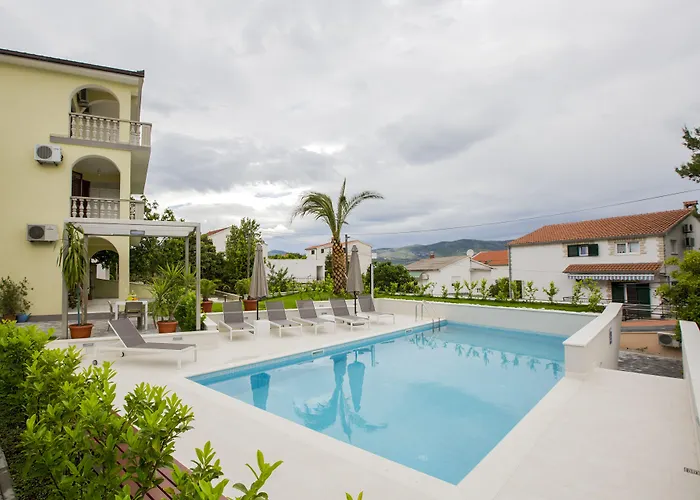 Apartment Bago Trogir