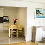 Apartment Bago *
