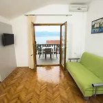 Apartment Bago *