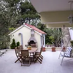 Bago Apartment