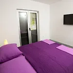 Apartment Bago *