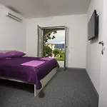 Apartment Bago *