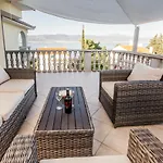Apartment Bago *